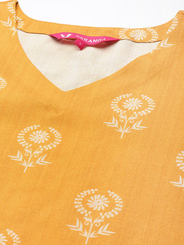 Varanga mustard digital printed kurta with v neckline with straight trouser